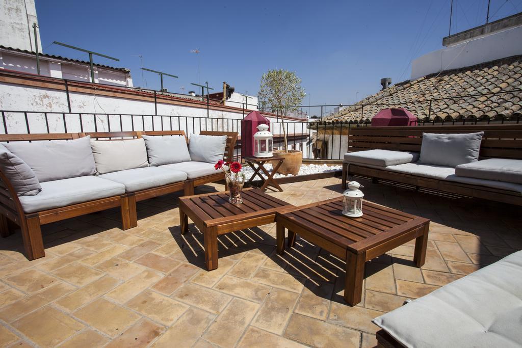 Hostal Callejon Del Agua Seville Exterior photo