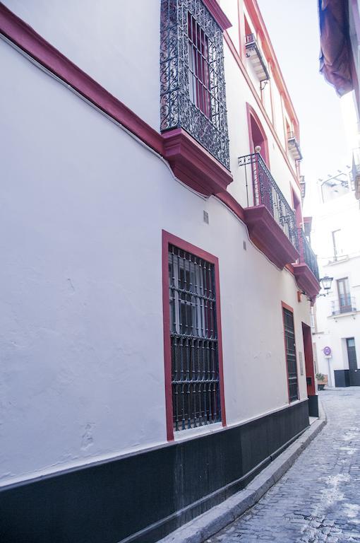 Hostal Callejon Del Agua Seville Exterior photo